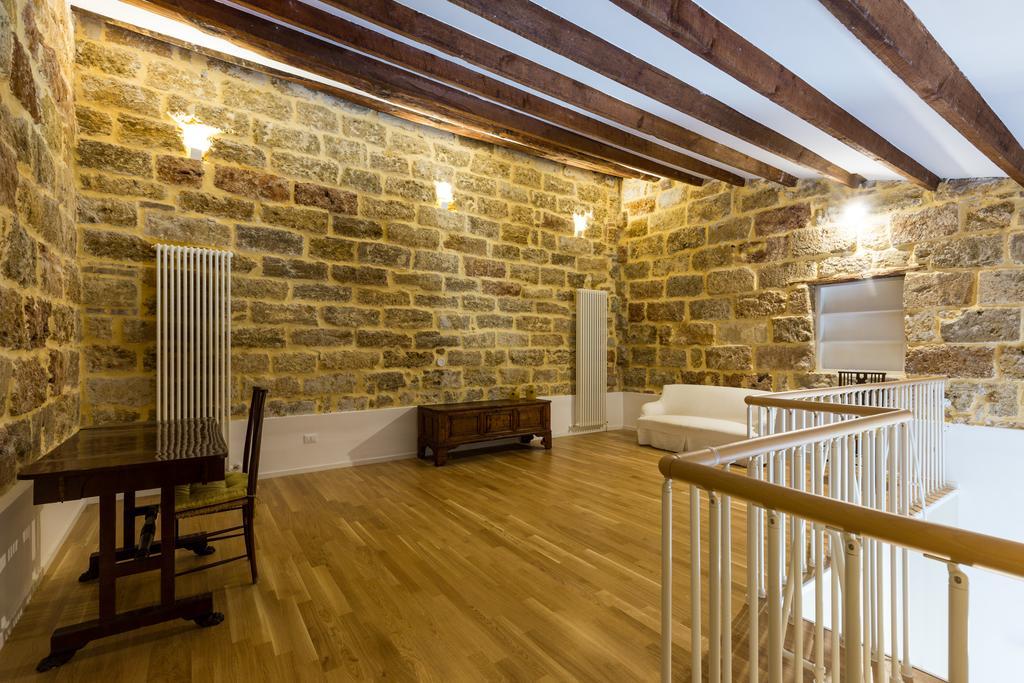 Elegante E Moderno Appartamento Al Politeama Παλέρμο Εξωτερικό φωτογραφία