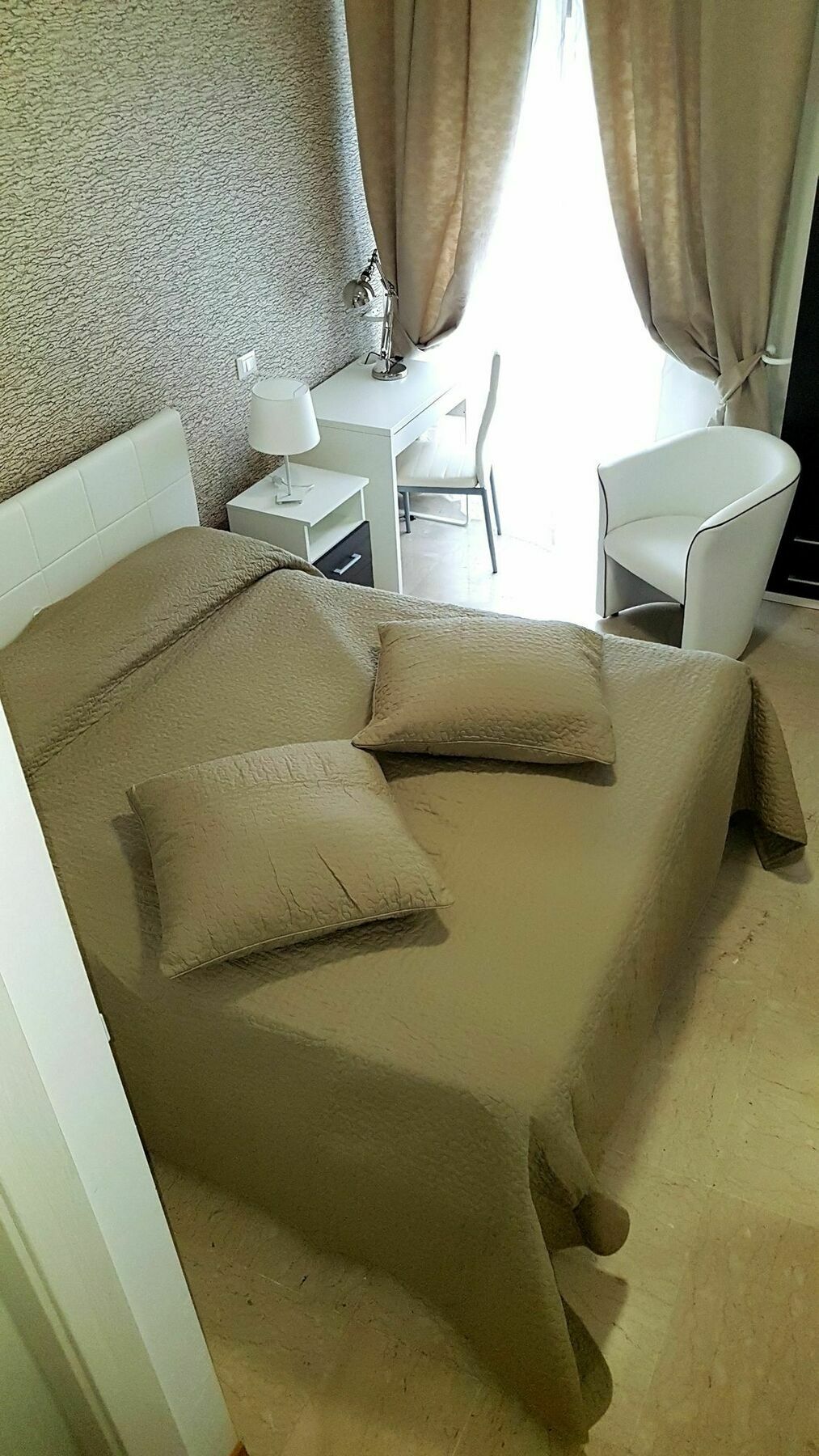 Elegante E Moderno Appartamento Al Politeama Παλέρμο Εξωτερικό φωτογραφία